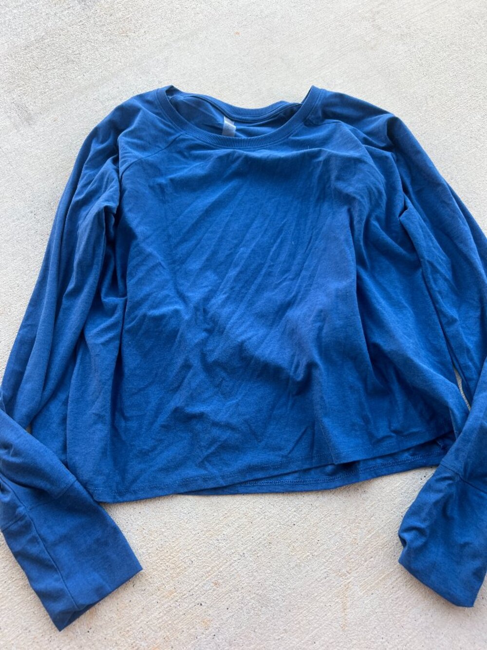 Beyond Yoga bright blue top size M